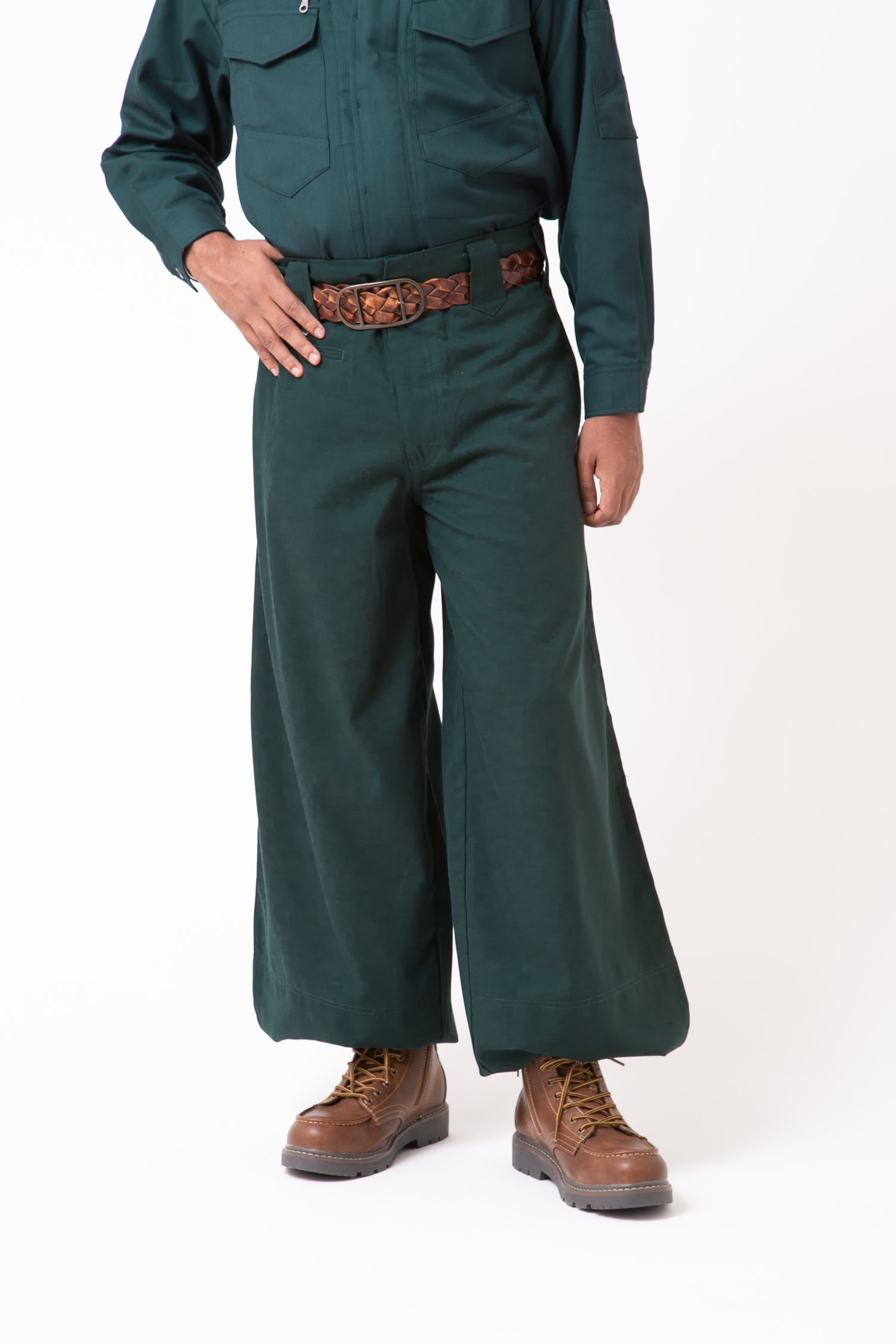 Serge 23 Overshirt & Edo-Style Tobi Pants Set Dark green bottom