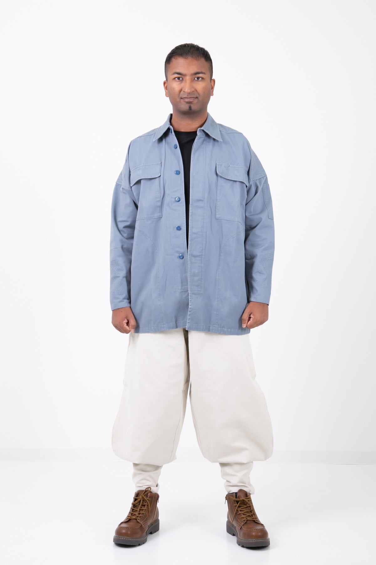 Classic Cotton 40 Tobi Oversized Shirt_model
