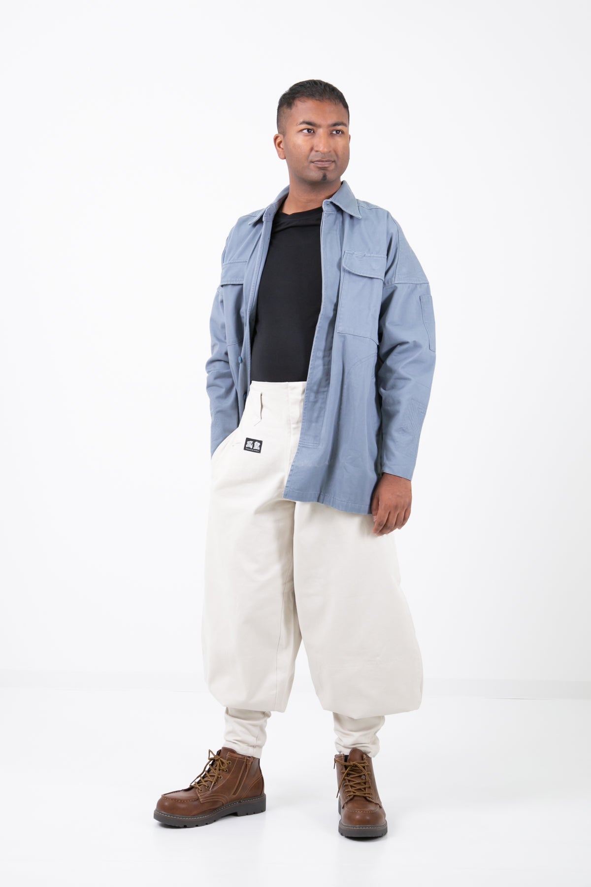 Classic Cotton 40 Medium Tobi Pants - Beige - model