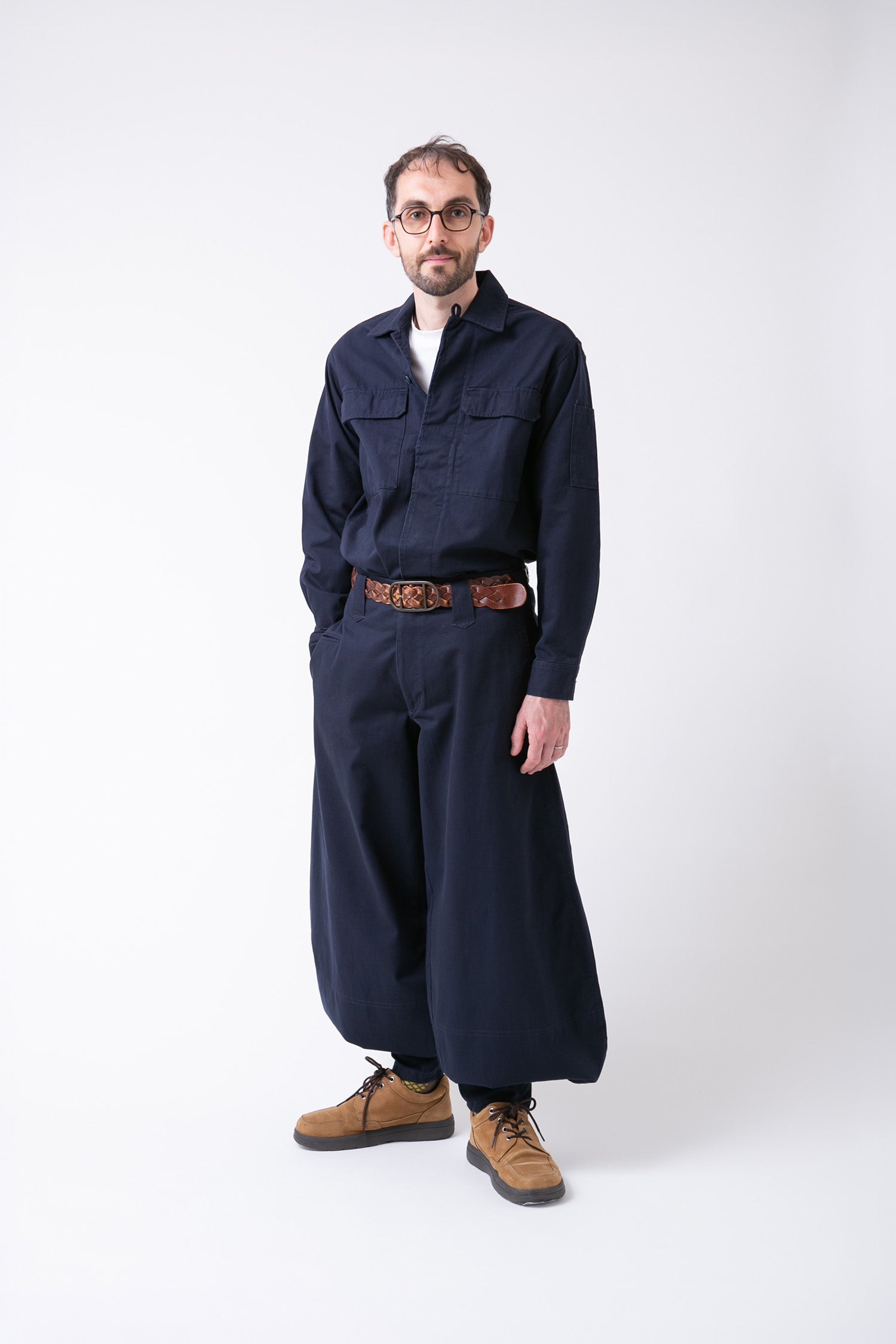 Regular Cotton 14 Tobi Pants - Navy - model
